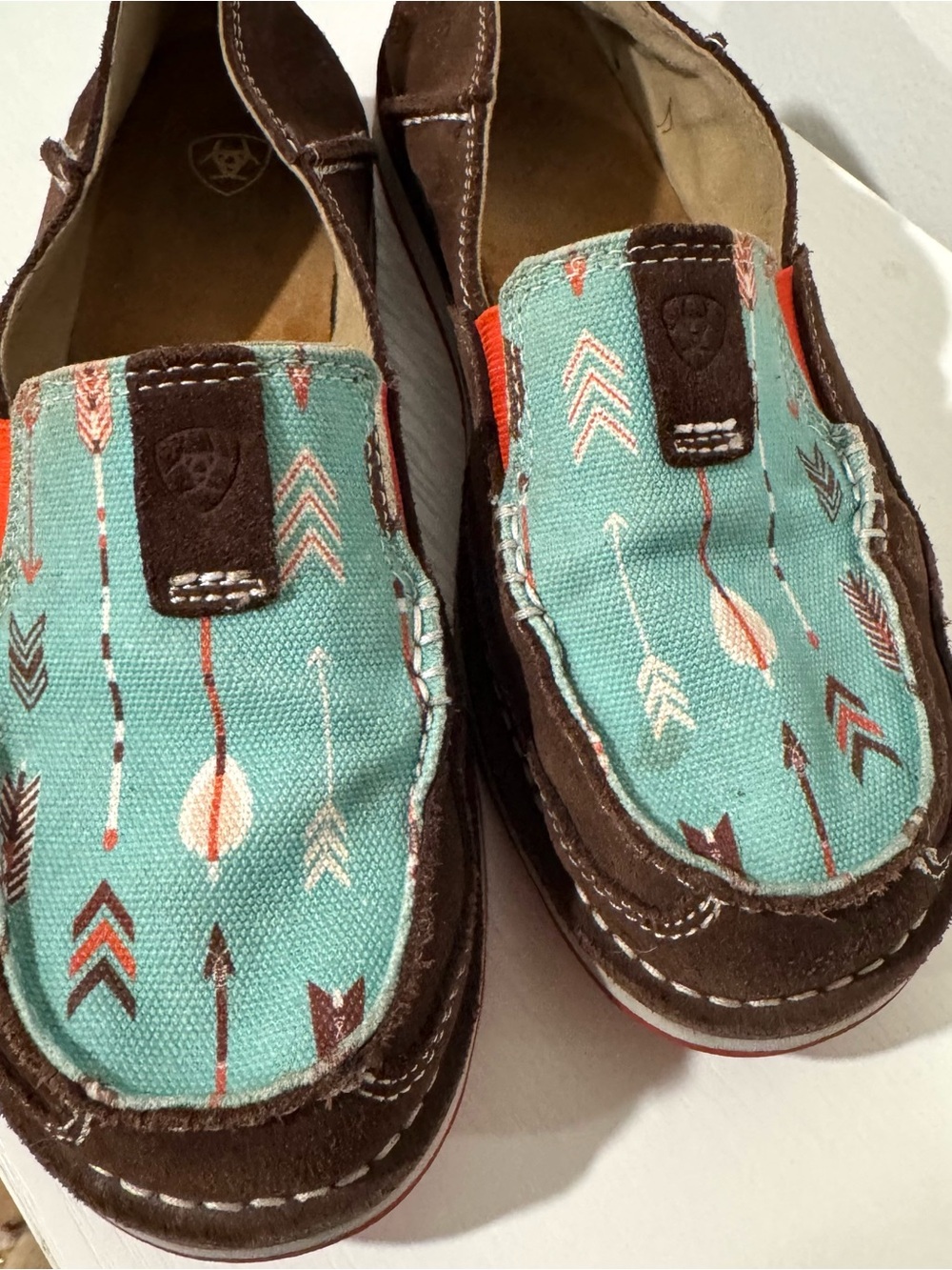 Ariat Ladies Turquoise Leather Arrow Cruisers Canvas Slip-On Loafers Size 9 - Picture 4 of 7